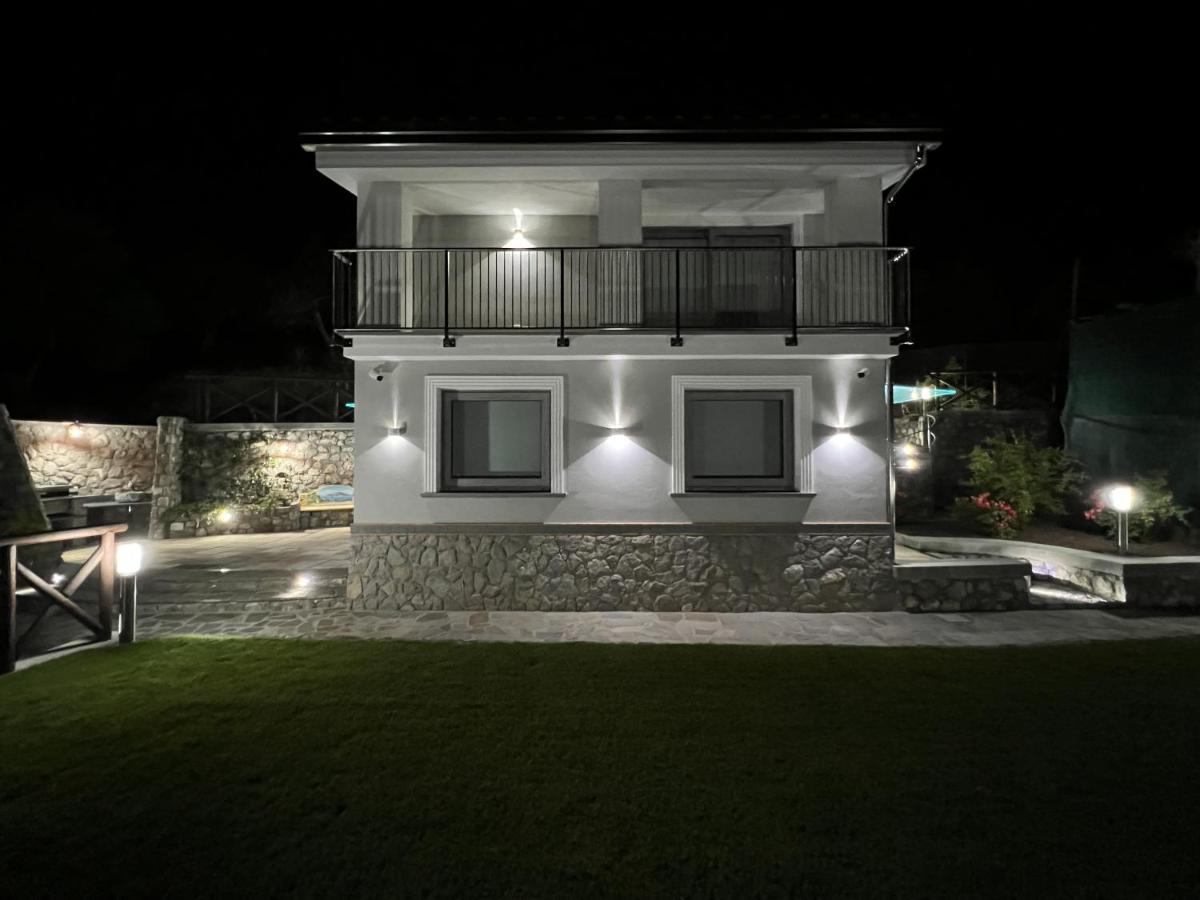 "Il Fienile Di Zia Teresa" Villa มัสซาลูเบรนเซ ภายนอก รูปภาพ